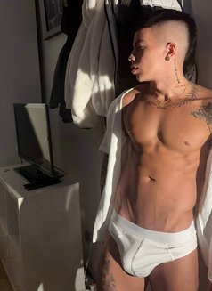 Christopjer - Male escort in Malta Photo 3 of 3