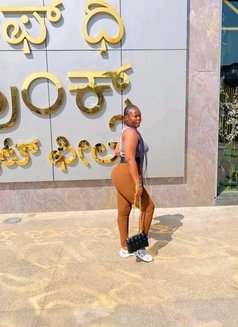 CHRYSTAL NEW ARRIVAL FROM NIGERIA - escort in New Delhi Photo 4 of 7