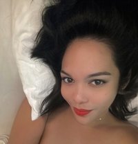 Chub Tg Lara Red - Acompañantes transexual in Bangkok