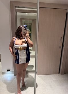 Chubby Babe - escort in New Delhi Photo 4 of 4