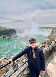 Edward - Acompañantes masculino in Hamilton, Canada Photo 6 of 6