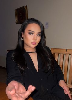 Hard cock good sex Runu massagej gel - Transsexual escort in Al Manama Photo 18 of 22