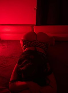 Chubby Girl Massage B2B Full Service - puta in Muscat Photo 5 of 9