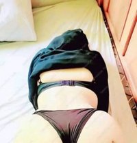 Chubby Girl - adult performer in Karāchi