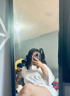 Chubby Girl - adult performer in Karāchi Photo 8 of 11