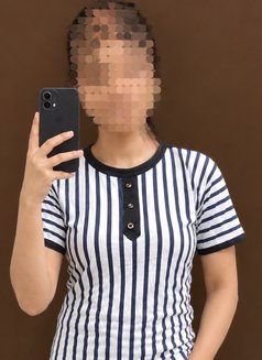 Meet-ups & Cam Show no incall - escort in Hyderabad Photo 1 of 4