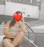 Chubby Girl With Full Service and Cam Se - puta in Colombo Photo 1 of 4
