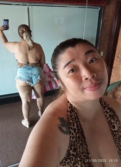 Chubby Gracie - masseuse in Manila Photo 29 of 30