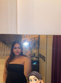 Chubby no anal - puta in Phuket Photo 2 of 9