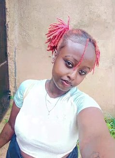 Chubby Olive - puta in Nairobi Photo 5 of 6