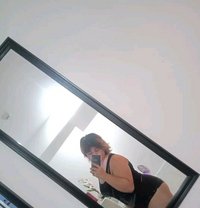 Chubby Pinay Massage Therapist - Masajista in Manila