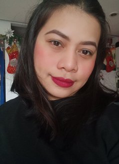 Chubby Pinay Massage Therapist - masseuse in Manila Photo 1 of 3