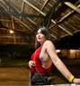 Chubby Princess - Transsexual escort in Singapore Photo 1 of 4