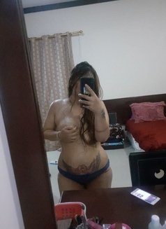 Chubby Sexy Anna - puta in Muscat Photo 6 of 9
