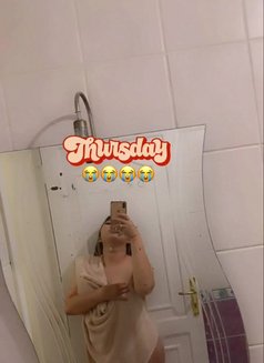 Chubby sexy ladyboy - Transsexual dominatrix in Abu Dhabi Photo 16 of 16