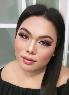 Chubby Shemale - Acompañante transexual in Manila Photo 19 of 24