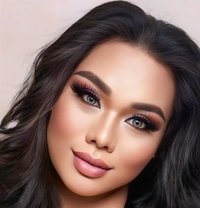 Chubby Shemale - Acompañante transexual in Manila
