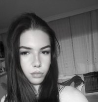 Ci̇ndy Dori̇s - Male escort in Dubai