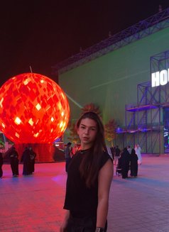 Ci̇ndy Dori̇s - Male escort in Dubai Photo 4 of 5