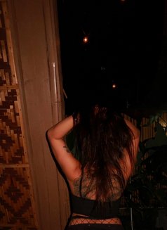 Cia Yrizari asian versatile fully hard - Transsexual escort in Singapore Photo 13 of 22