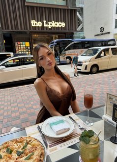 Cialexaa - Transsexual escort in Singapore Photo 11 of 12