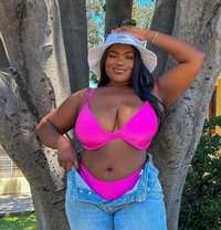 CIARA, CURVY THICK QUEEN - puta in Gurgaon Photo 1 of 5