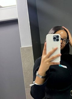 Ciara - escort in Ahmedabad Photo 3 of 12