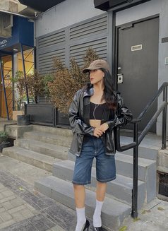 Ciara - Acompañantes transexual in Makati City Photo 5 of 8