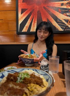 Ciara - Acompañantes transexual in Makati City Photo 7 of 8