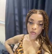Ciara - puta in Abuja