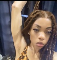Ciara - puta in Abuja