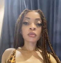 Ciara - puta in Abuja