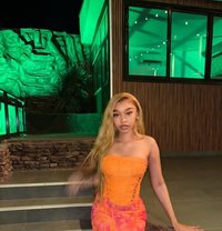 Ciara - puta in Abuja