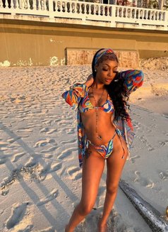 Ciara Queen girlfriend experience - puta in Gurgaon Photo 5 of 5