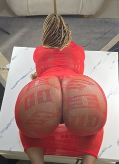 CIARA SEX GODDESS - escort in Candolim, Goa Photo 2 of 3