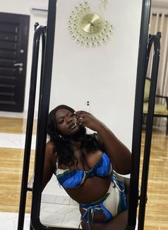 Ciara - puta in Gurgaon Photo 1 of 4