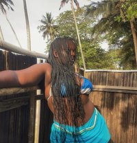 Ciara - puta in Gurgaon