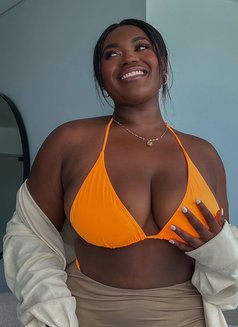 Ciara - puta in Gurgaon Photo 3 of 4