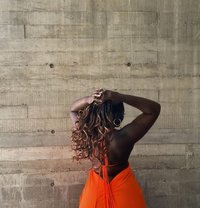 Ciara - puta in Gurgaon