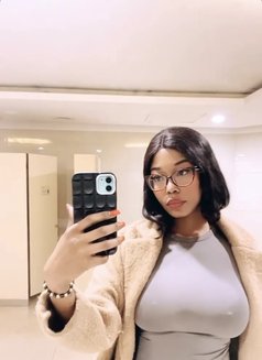 Cici - escort in Noida Photo 4 of 6