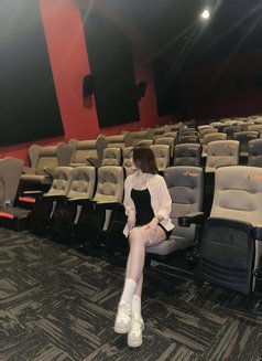 Ciine - masseuse in Muscat Photo 3 of 4