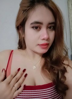 Chubby and big boobs-Indonesia - puta in Dubai Photo 7 of 8
