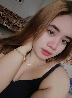 Chubby and big boobs-Indonesia - puta in Dubai Photo 8 of 8