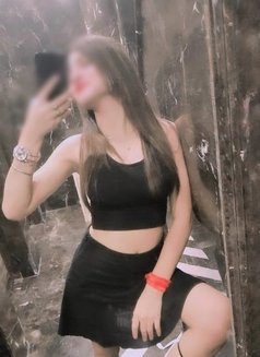 Cim Simmy Cam and Real Meet - escort in New Delhi Photo 1 of 5