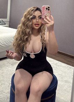 Fatima - escort in Jeddah Photo 5 of 10