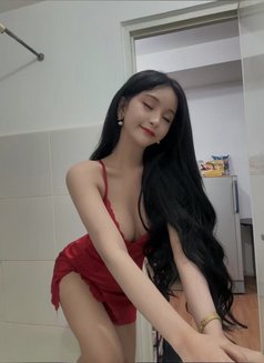 Cindy Chen - escort in Makati City Photo 4 of 5