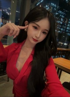 Cindy Chen - escort in Manila Photo 7 of 8