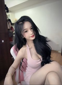 Cindy Chen - escort in Manila Photo 7 of 9