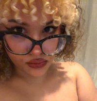 Cindy - escort in Abha