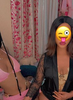 Cindy - puta in Bangalore Photo 7 of 11